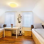Bummelallee Schloesschen Bad Harzburg