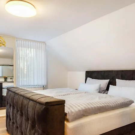 Bummelallee Schloesschen Apartament *