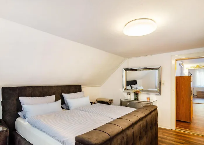 Bummelallee Schloesschen * Бад-Гарцбург